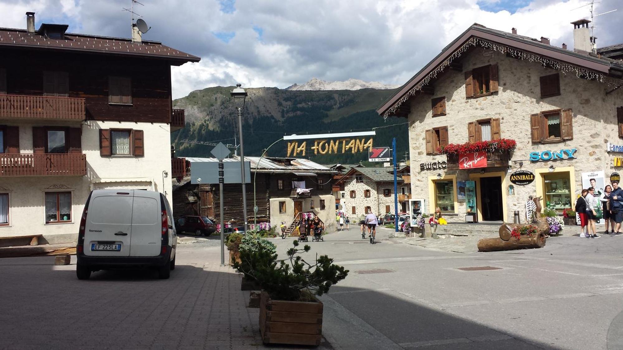 Al Camanel Leilighet Livigno Eksteriør bilde
